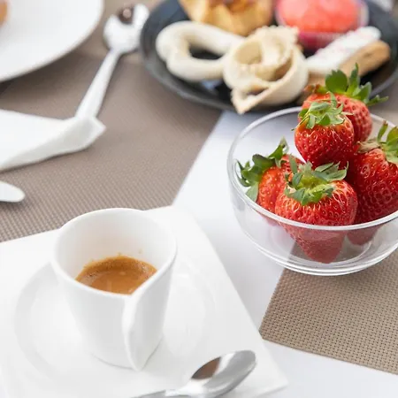 Irilor Luxury Bed & Breakfast 4*