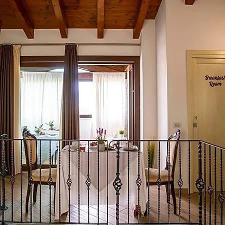 Bed & Breakfast Irilor Luxury 4*